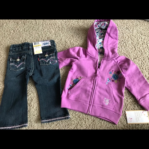 Levi's Other - LEVI’S baby girl jeans&sweatshirt sz.12m!NWT cutee